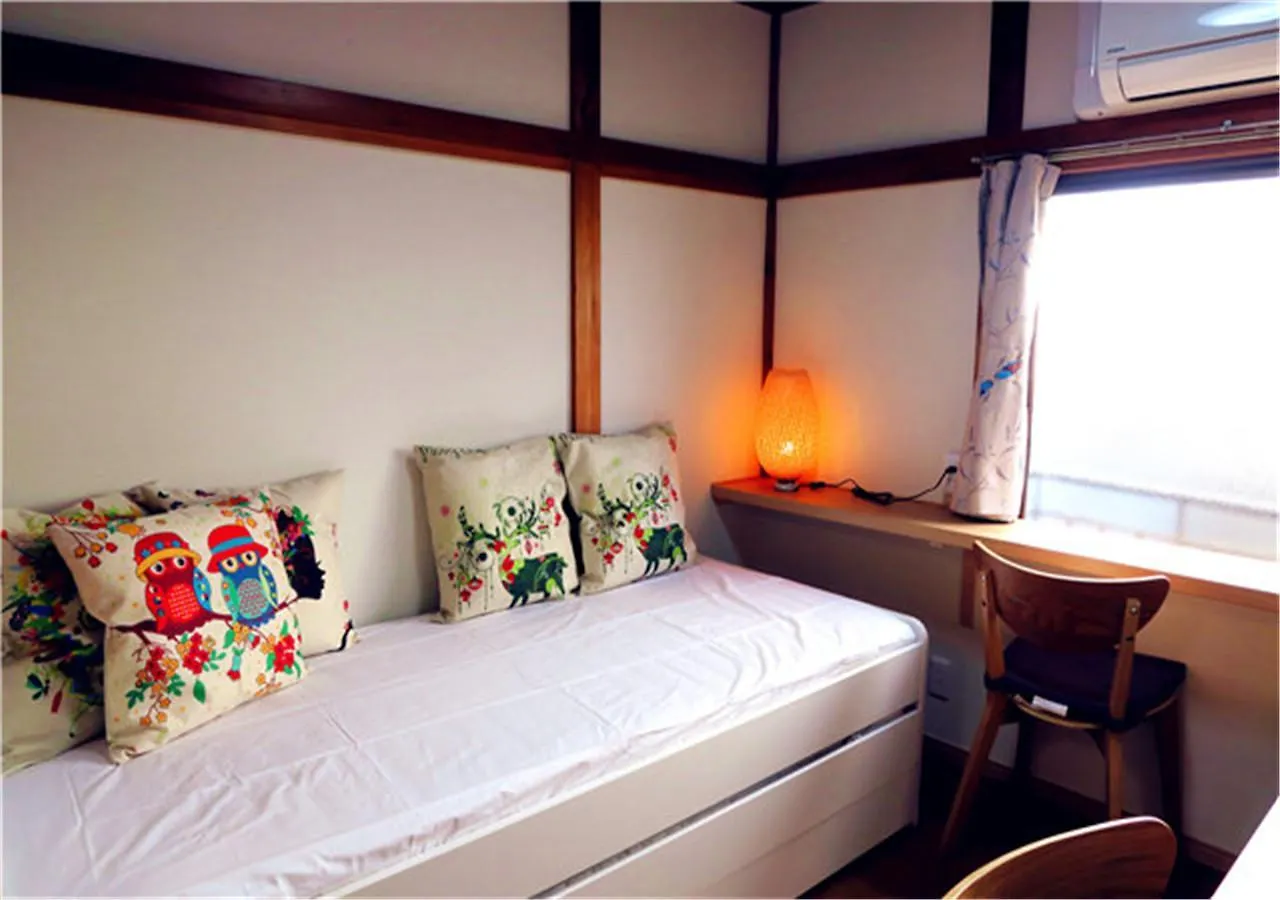 Kiki Houset --Self Check-In -- Room Number & Password Is In The Following Email Τόκιο